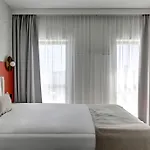 Milo Airport Hotel