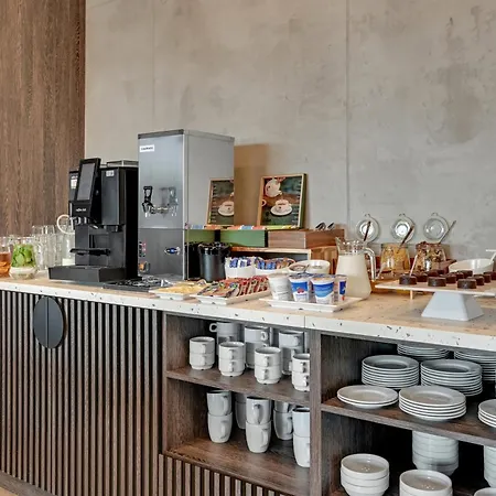 Milo Airport Szálloda