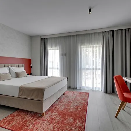 Milo Airport Hotel 3*