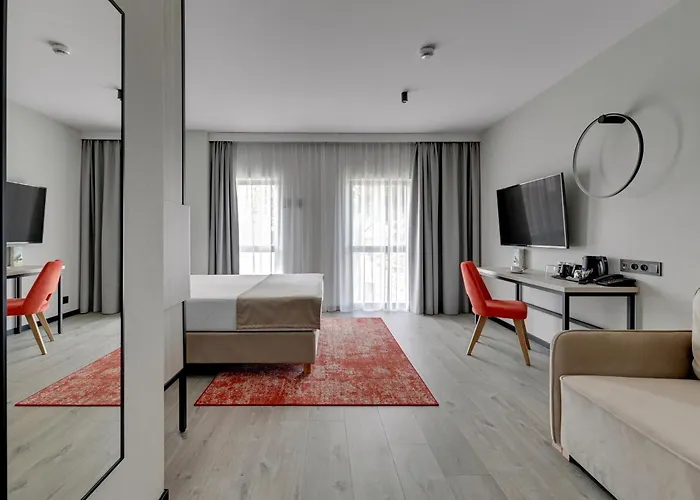 Ξενοδοχείο Milo Airport 3*